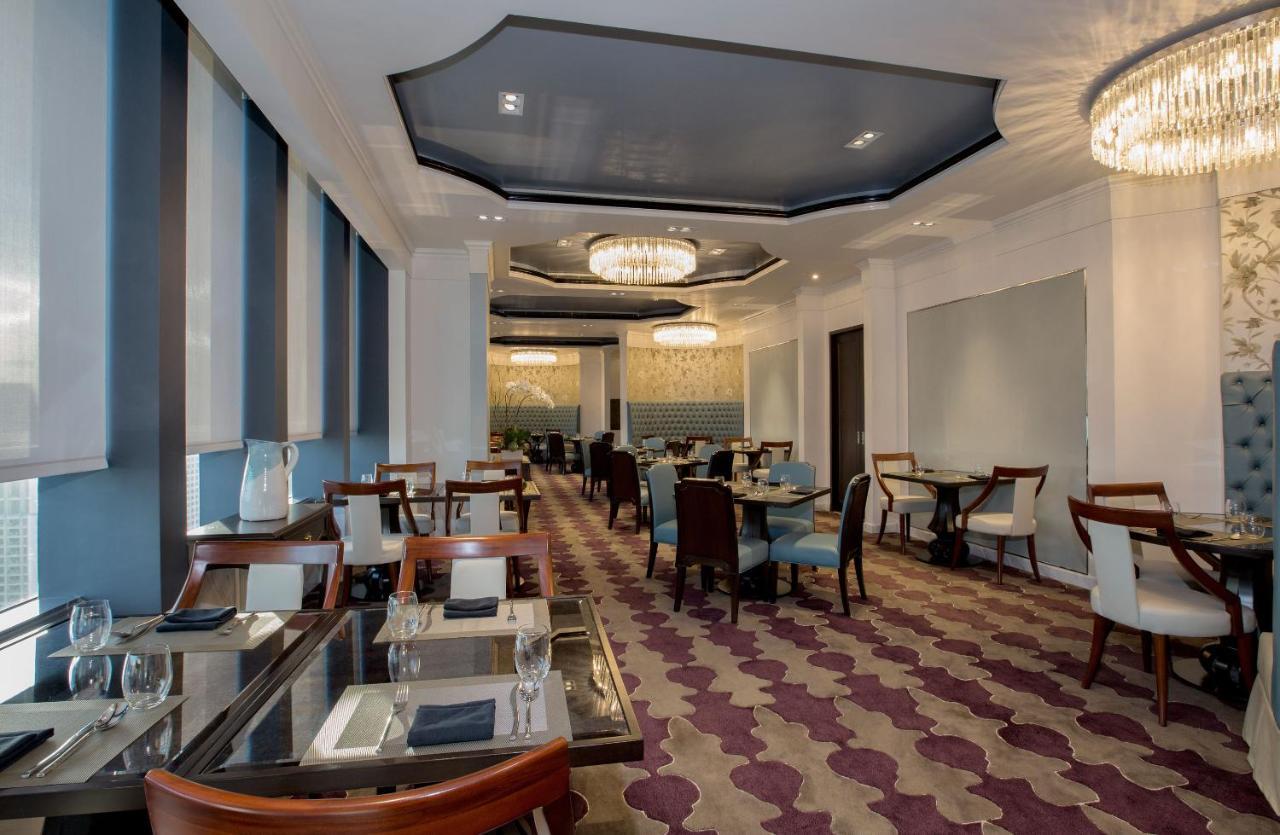 Makati Diamond Residences Макати Экстерьер фото The restaurant